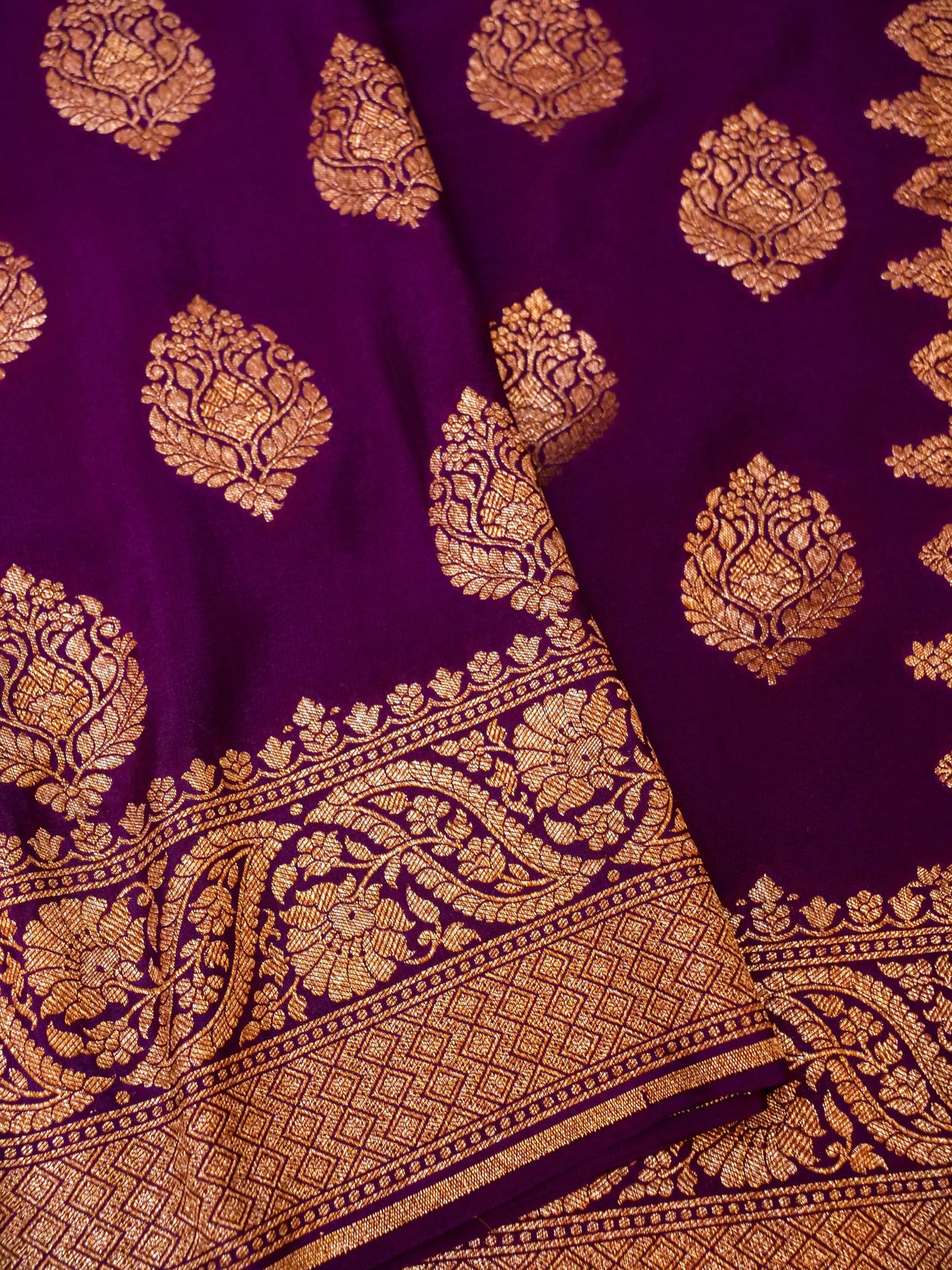 Handwoven Dark Purple Banarasi Crepe Georgette Saree