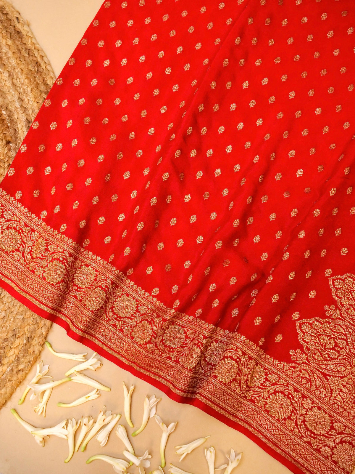 Handwoven Red Banarasi Crepe Georgette Saree