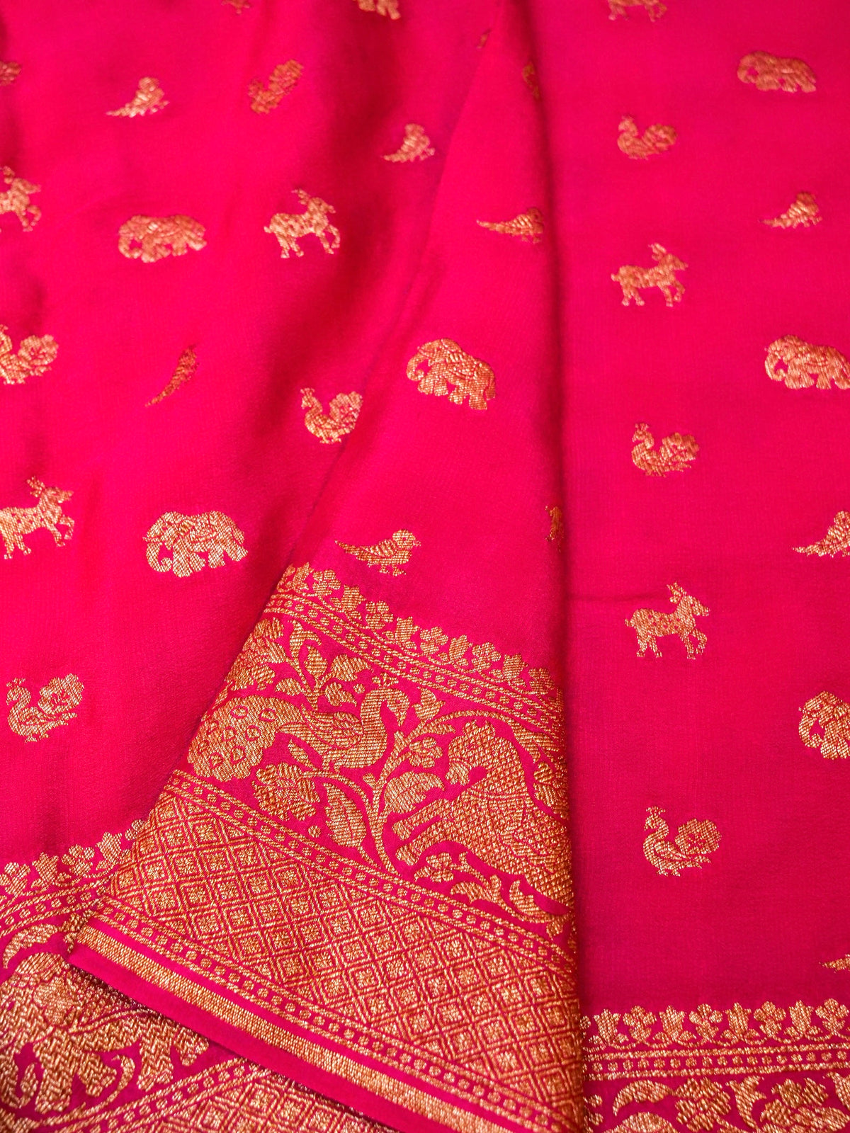 Handwoven Pink Banarasi Motif Crepe Georgette Saree