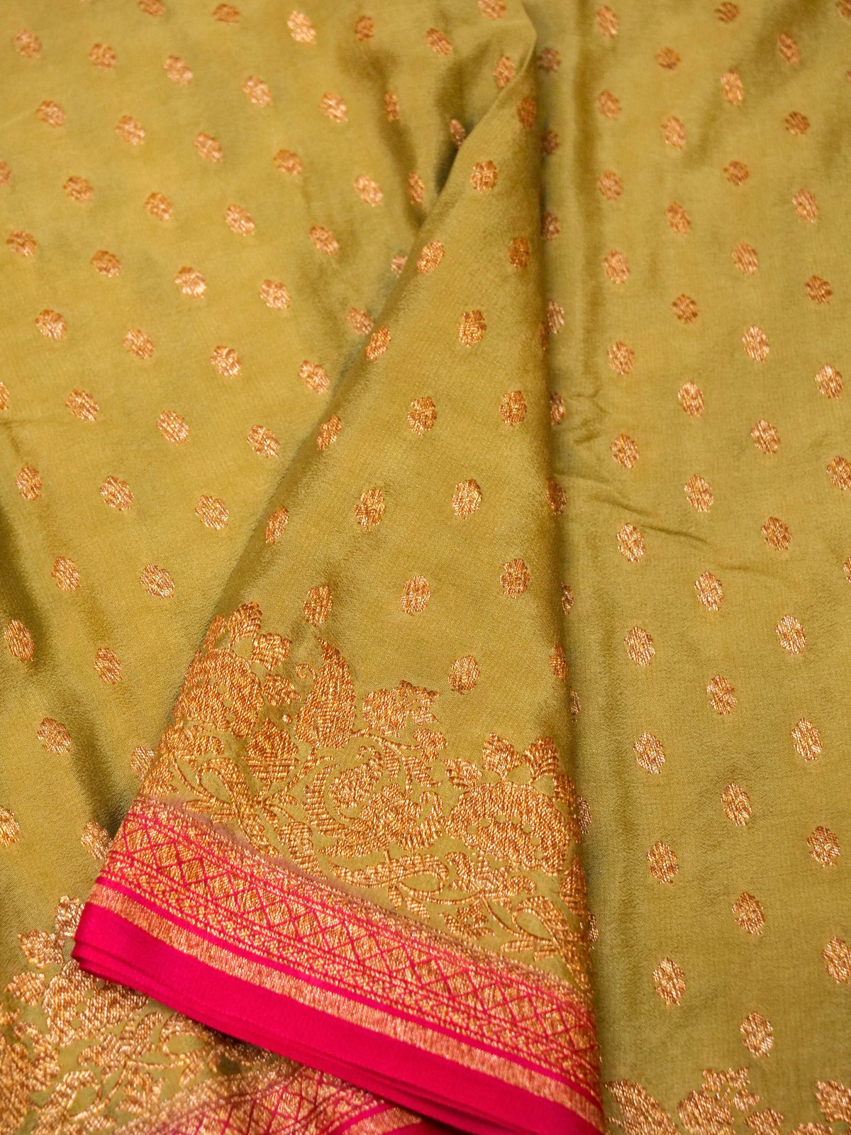 Handwoven Pista Green Banarasi Crepe Georgette Saree