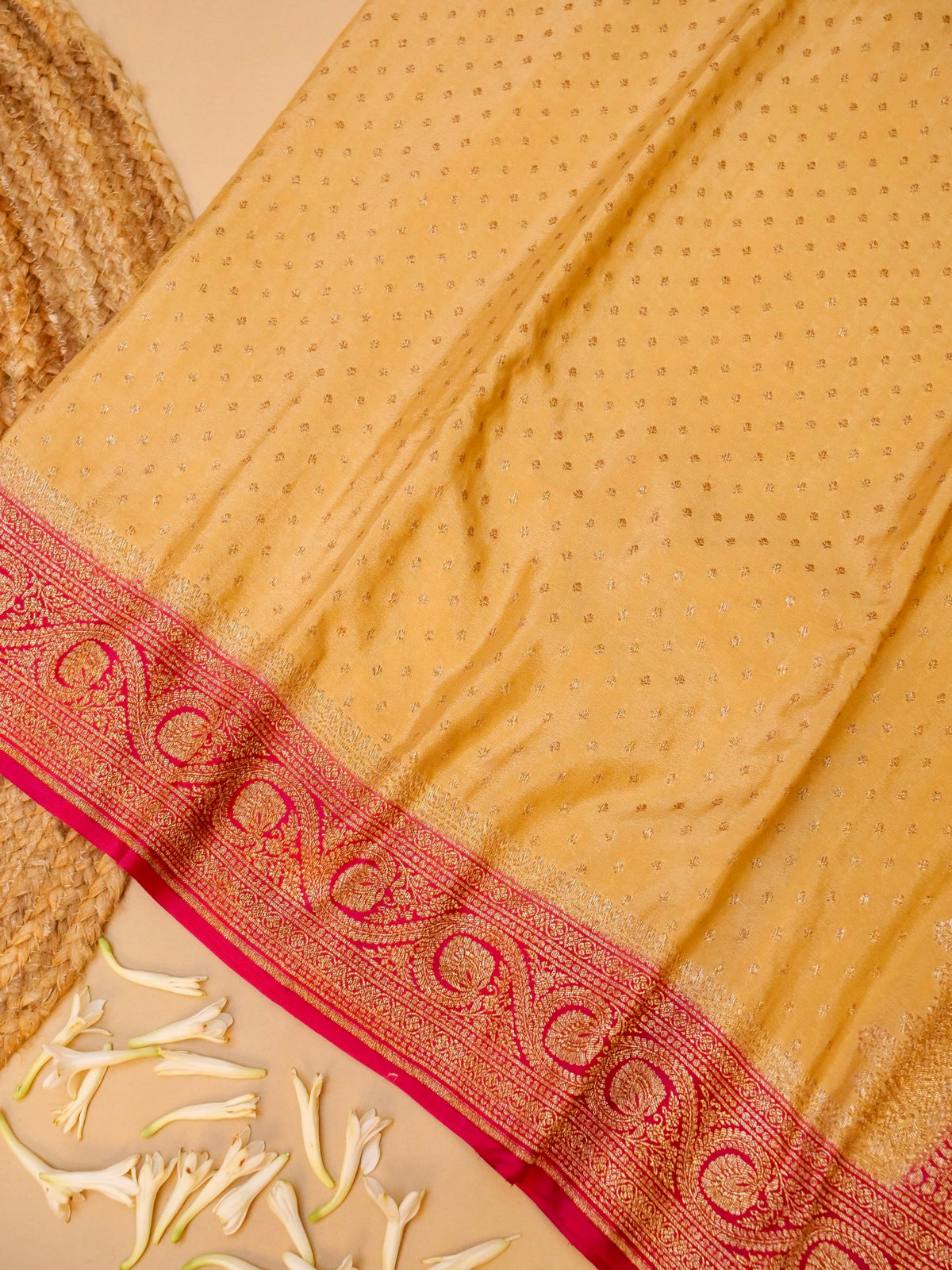 Handwoven Pastel Yellow Banarasi Crepe Georgette Saree