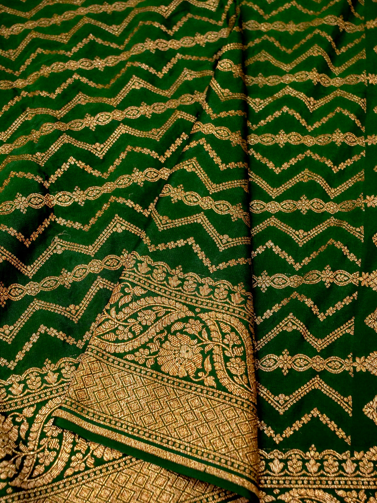 Handwoven Green Banarasi Crepe Georgette Saree