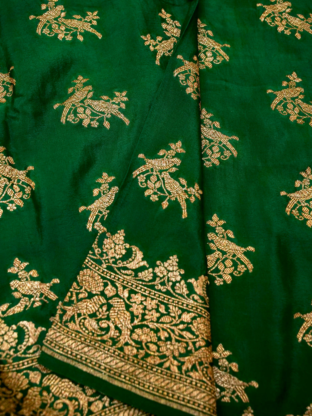 Handwoven Bottle Green Banarasi Crape Georgette Saree