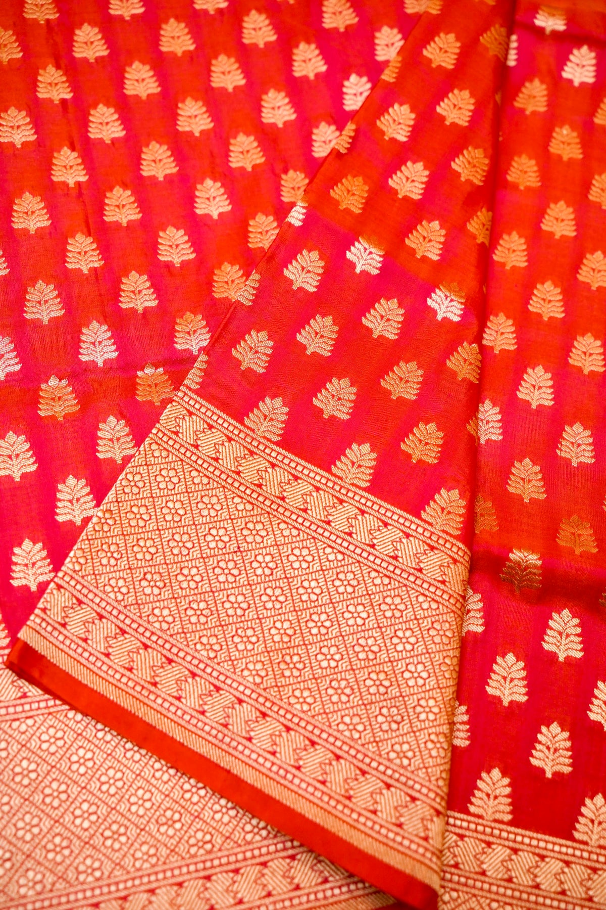 Handwoven Reddish Pink Banarasi Katan Silk Saree