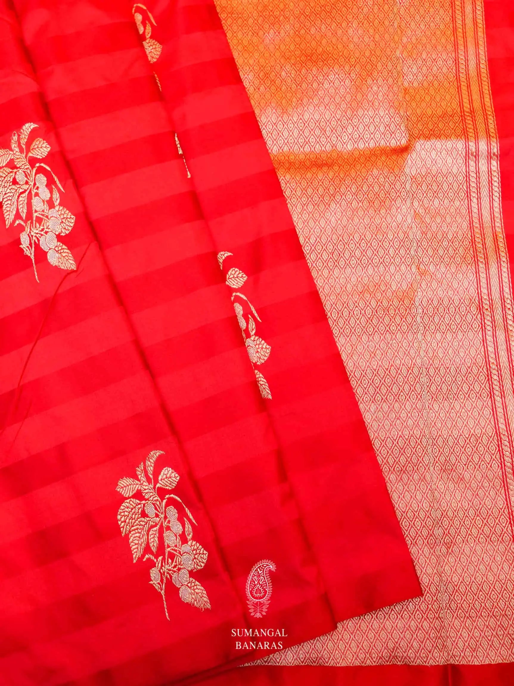 Buy online Banarasi Katan Silk Saree with zari woven Motif and Rich Pallu  -Peach-AF1475