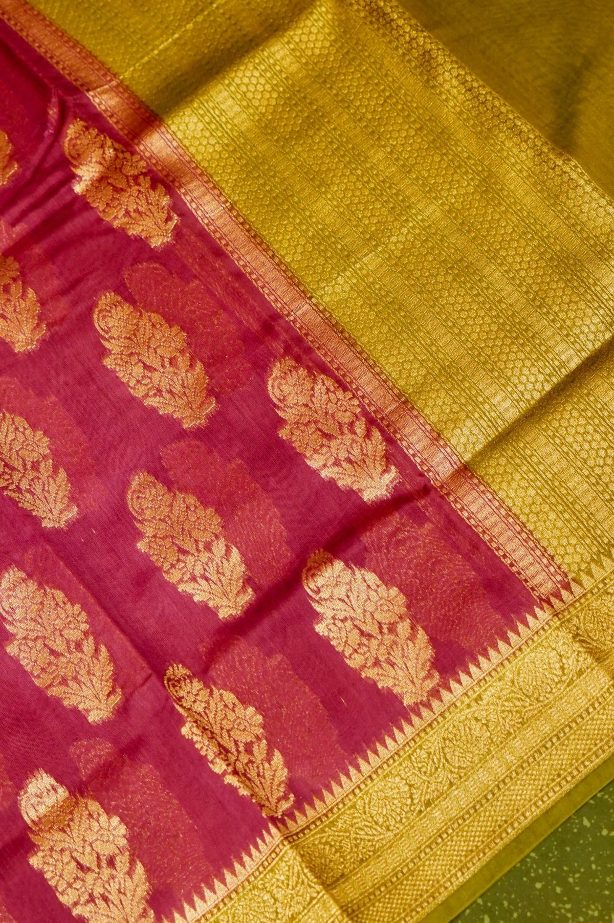 Handwoven Mehndi Green Banarasi Moonga Silk Suit