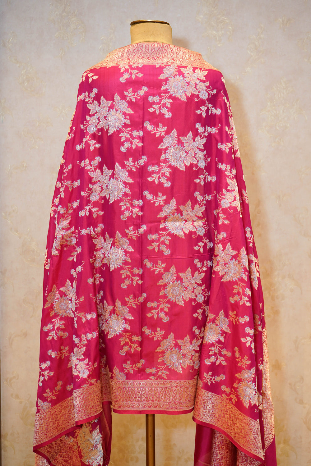 Handwoven Magenta Banarasi Katan Silk Dupatta