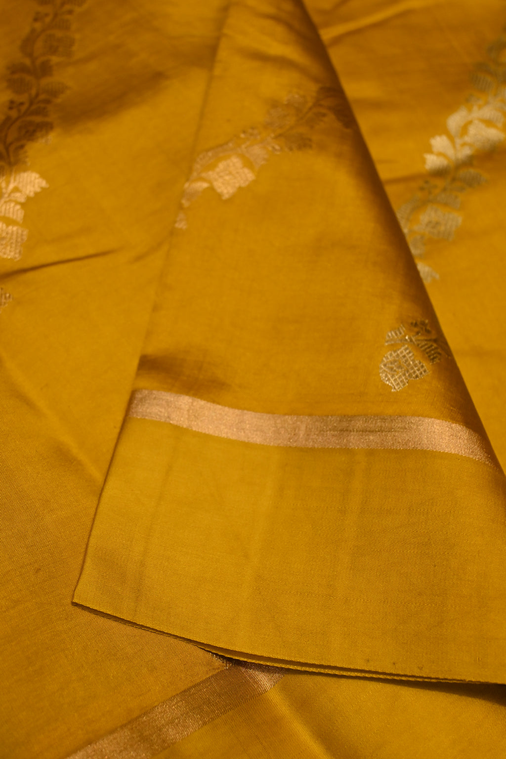 Handwoven Yellow Banarasi Katan Soft Silk Saree