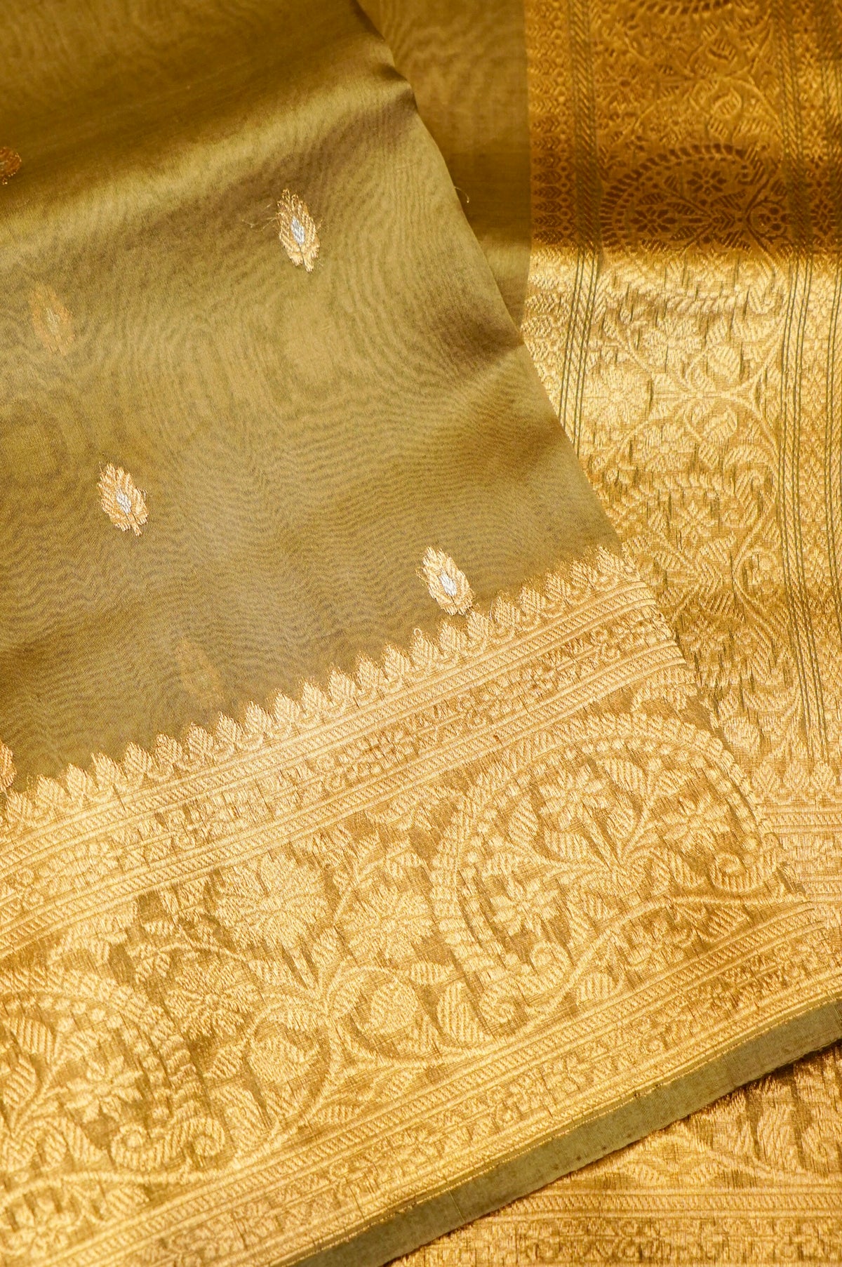 Handwoven Olive Green Banarasi Organza Saree