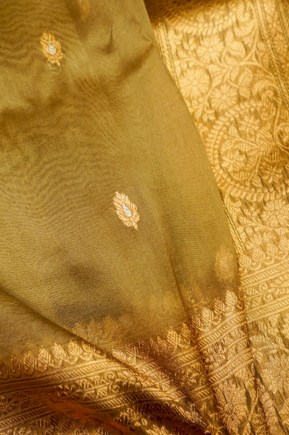 Handwoven Olive Green Banarasi Organza Saree