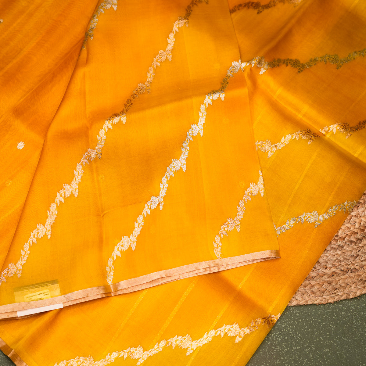 Handwoven Rangkat Banarasi Organza Saree