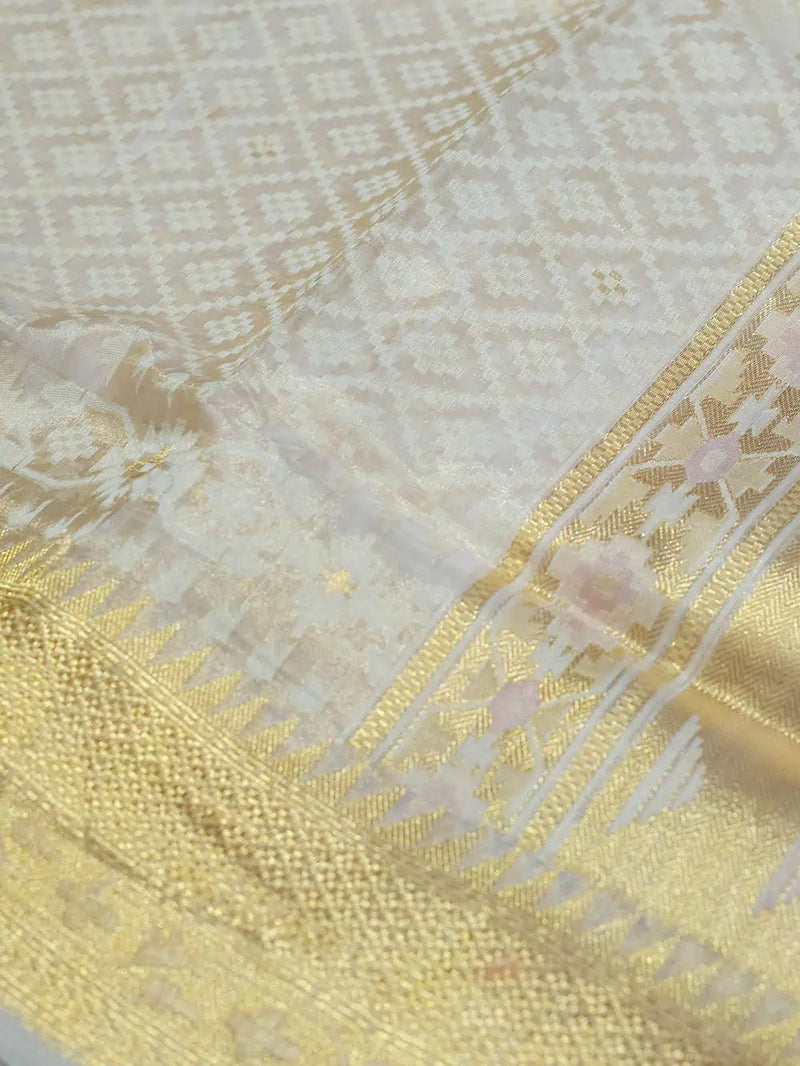 Handwoven Off White Banarasi Katan Silk Saree