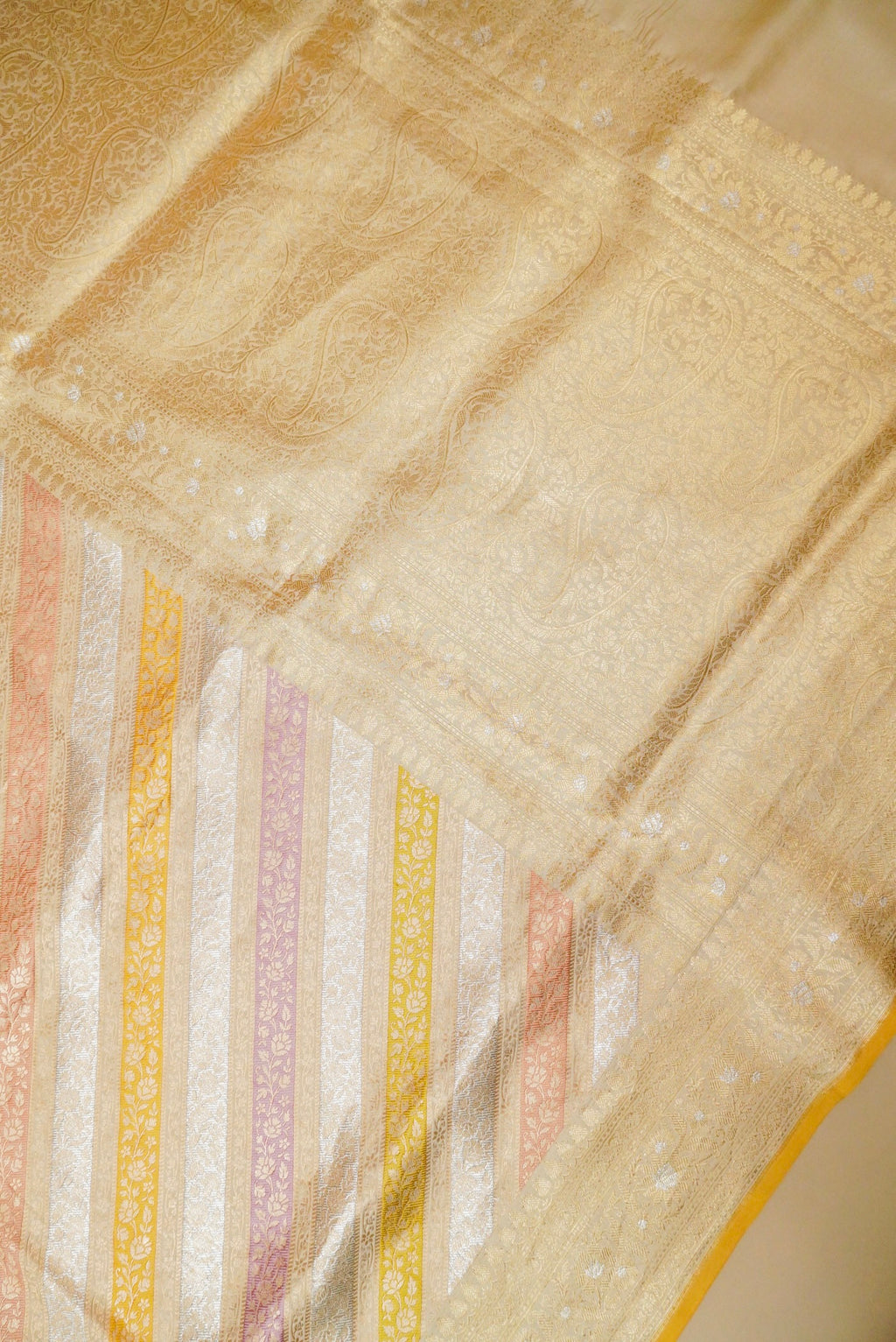 Handwoven Rangkat Banarasi Katan Soft Silk Saree