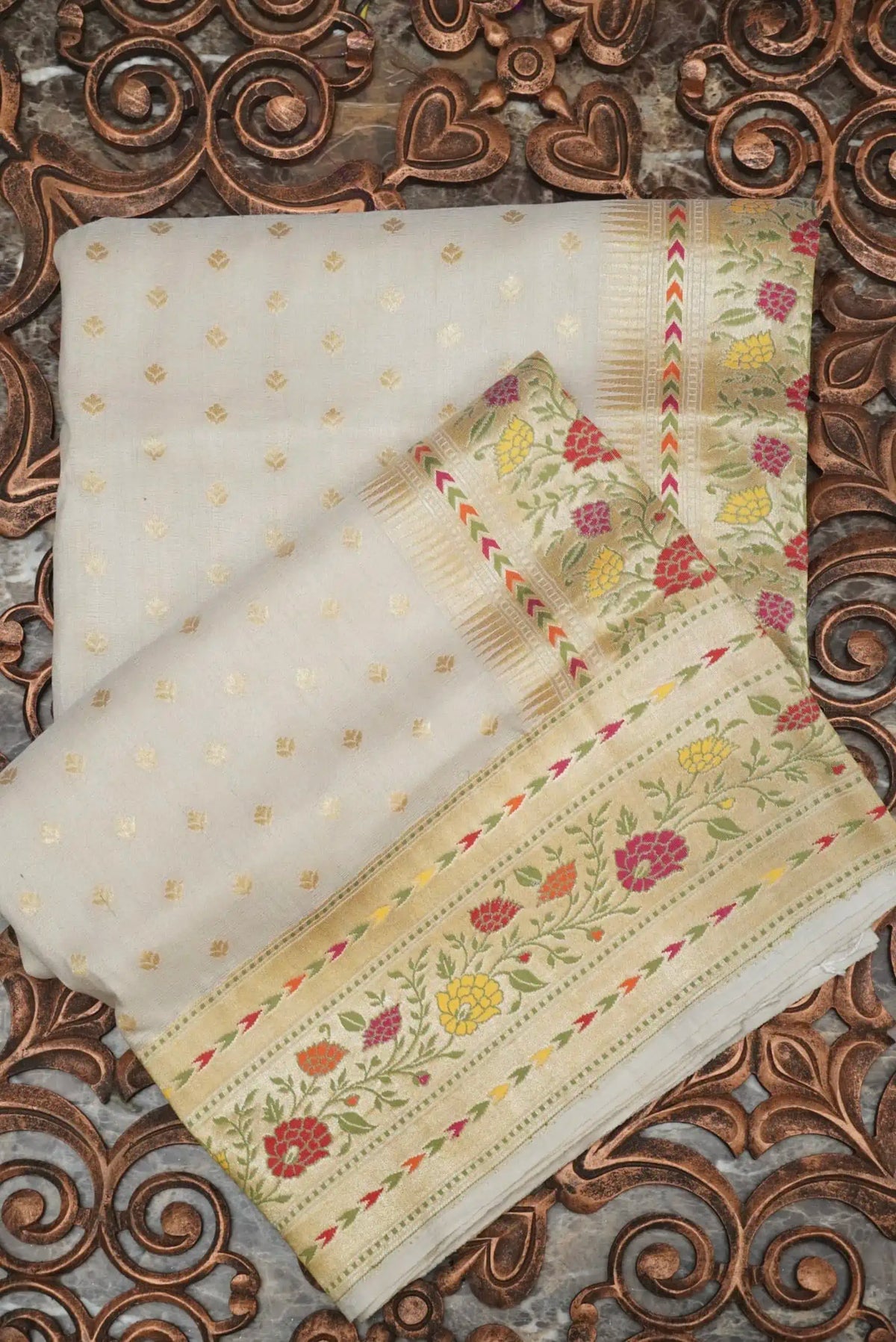 Handwoven Off White Banarasi Kora Silk Saree