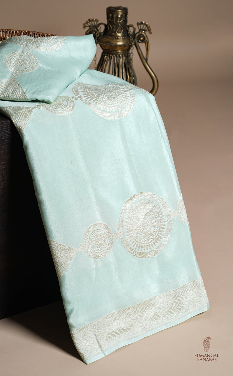 Handwoven Pastel Green Banarasi Crepe Georgette Silk Saree