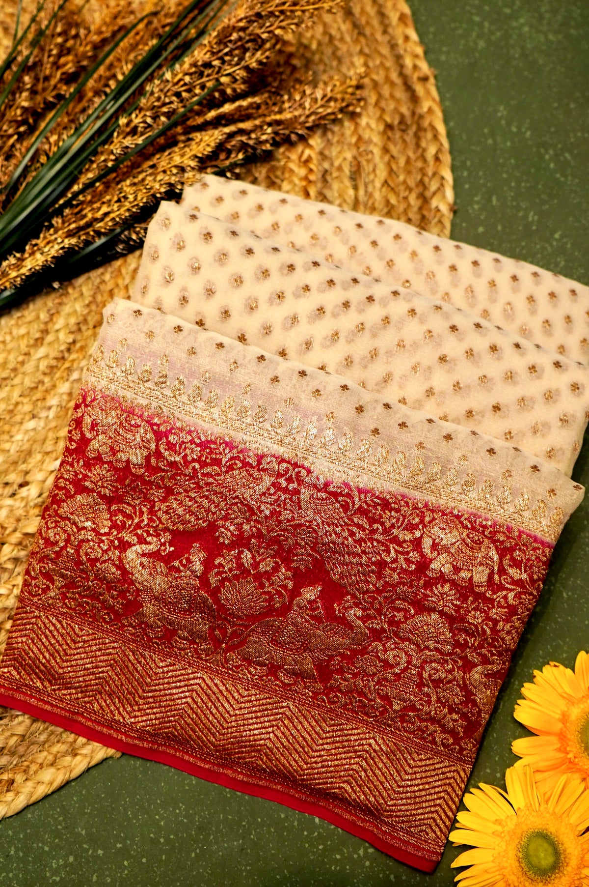 Handwoven Off White Banarasi Crepe Georgette Saree