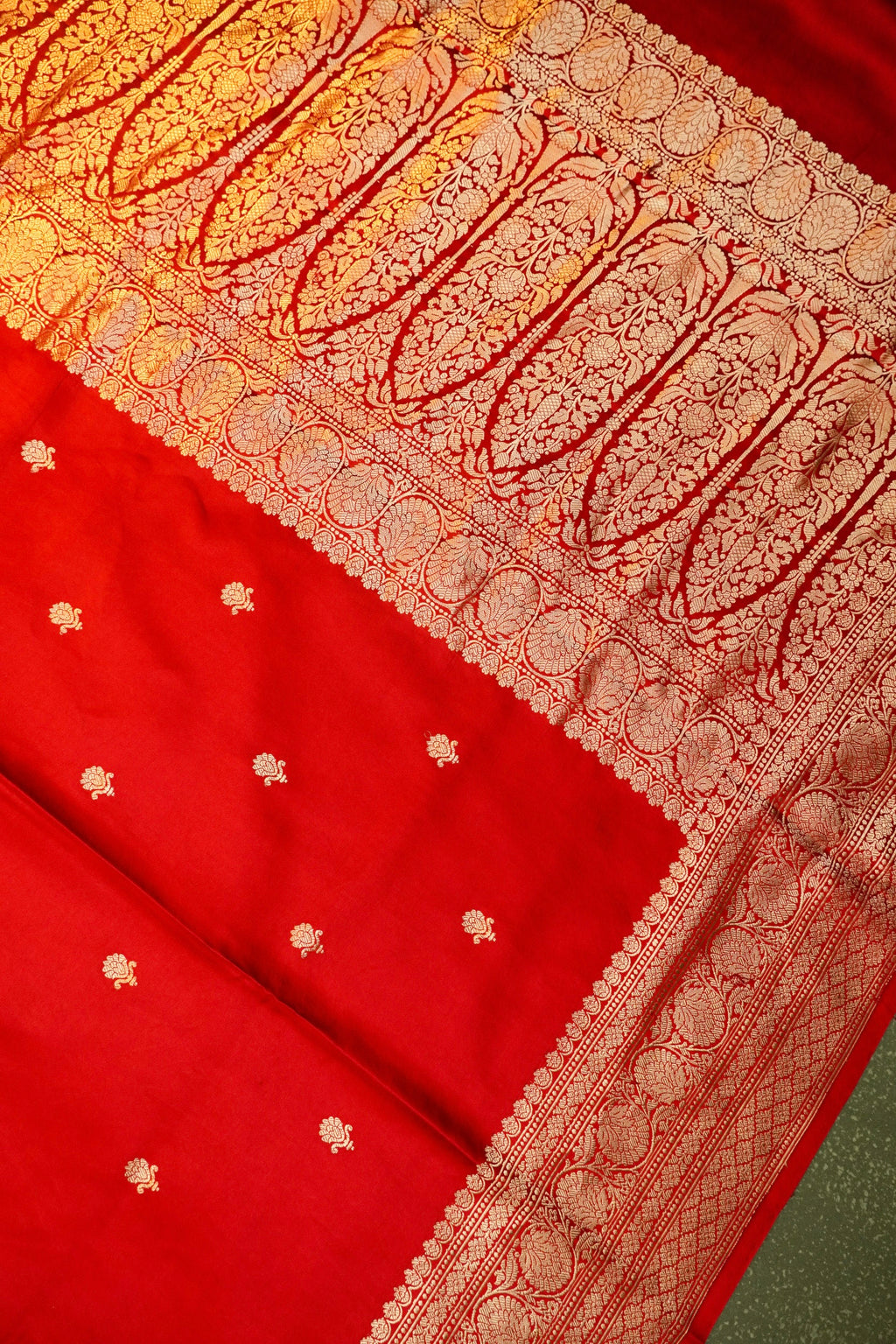 Handwoven Red Banarasi Mashru Silk Saree