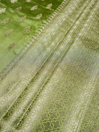 Handwoven Green Banarasi Chiniya Silk Saree