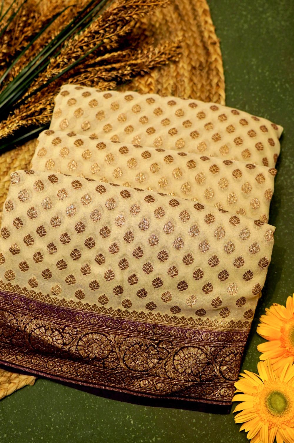 Handwoven Ivory Banarasi Crepe Georgette Saree