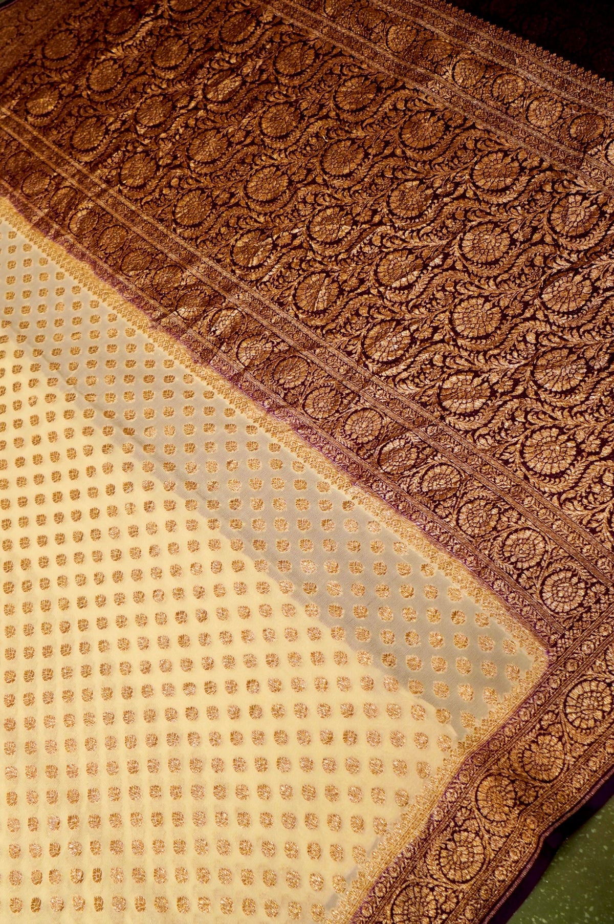 Handwoven Ivory Banarasi Crepe Georgette Saree