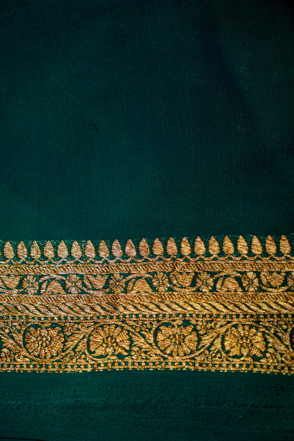 Handwoven Dark Green Banarasi Crepe Georgette Saree