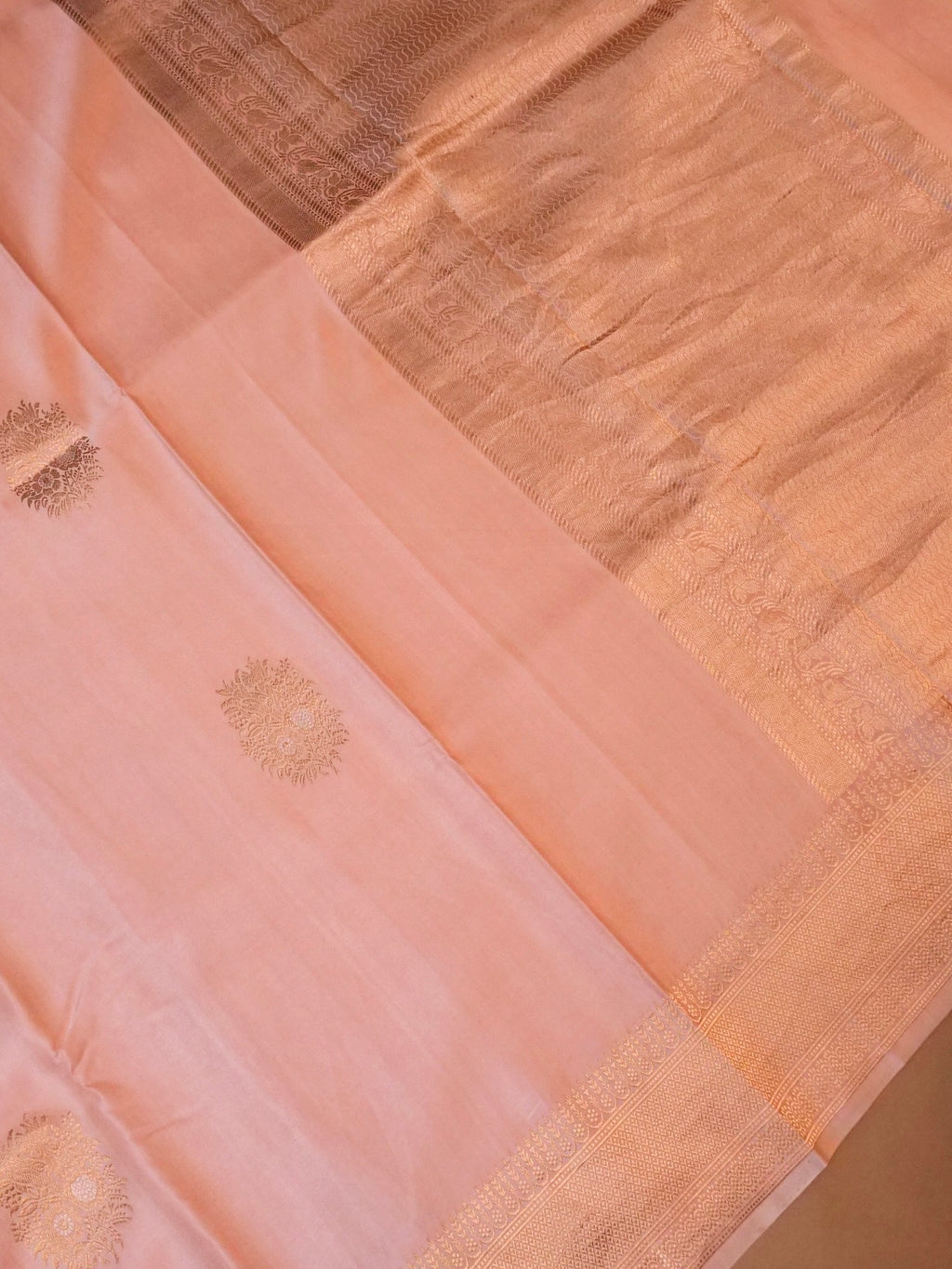 Handwoven Peach Banarasi Mashru Silk Saree