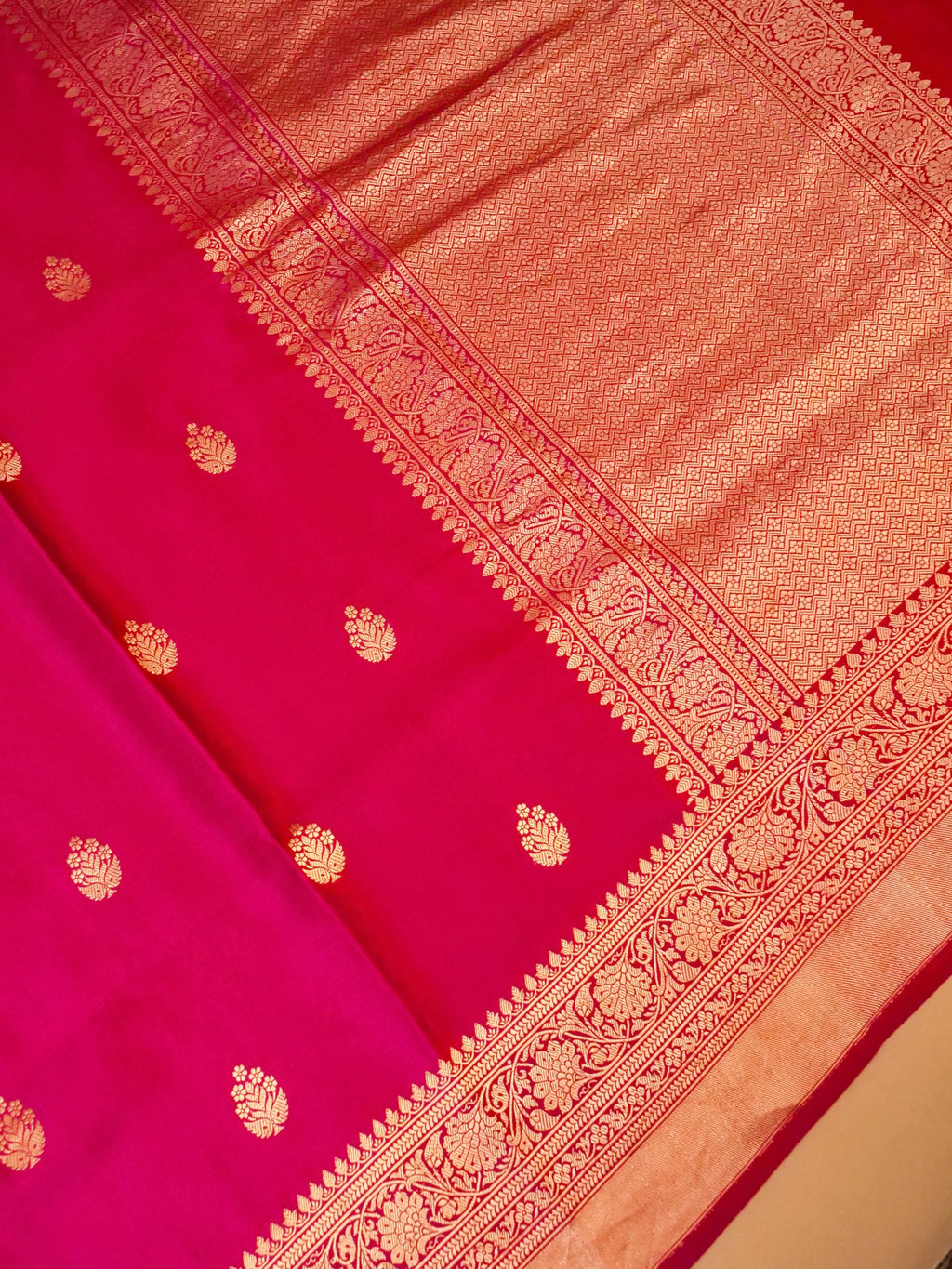 Handwoven Pink Banarasi Mashru Silk Saree