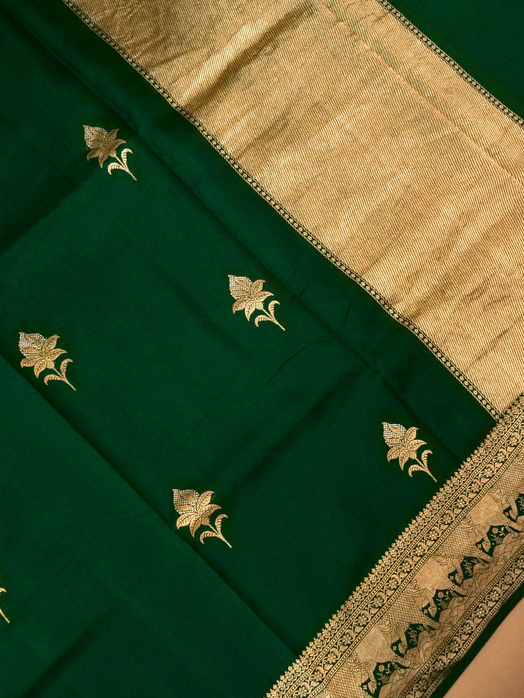 Handwoven Dark Green Banarasi Mashru Silk Saree