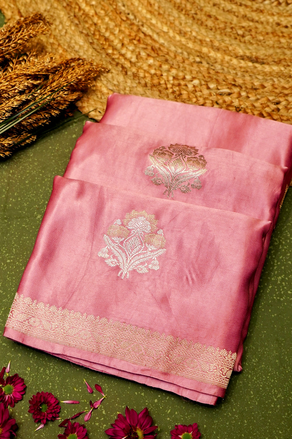 Handwoven Lavender Banarasi Mashru Silk Saree