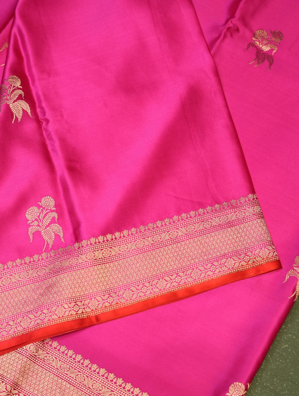 Handwoven Pink Banarasi Mashru Silk Saree