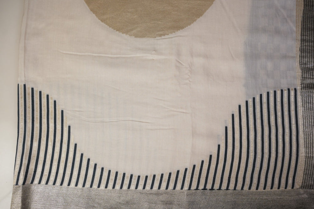 Linen White Geometric Moonga Silk Handwoven Banarasi Saree