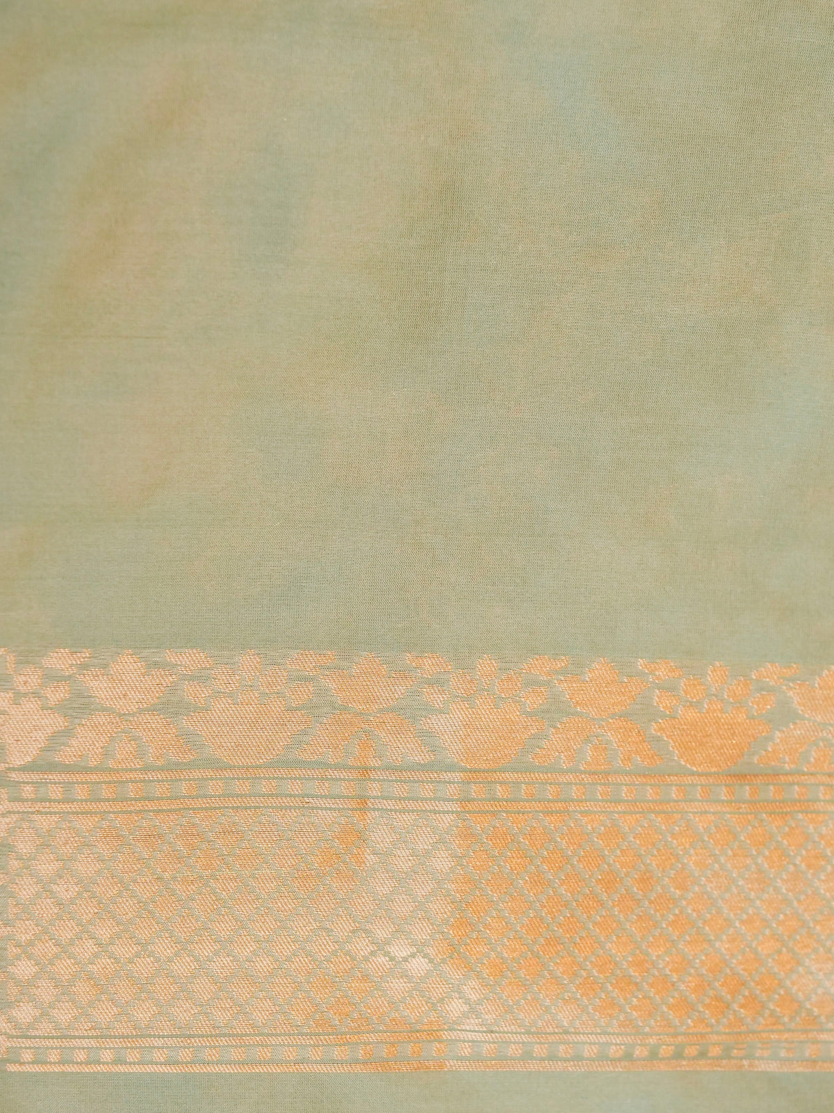 Handwoven Pale Green Banarasi Katan Silk Saree