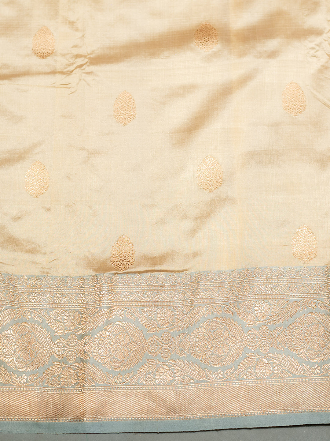 Handwoven Cream Banarasi Katan Silk Saree
