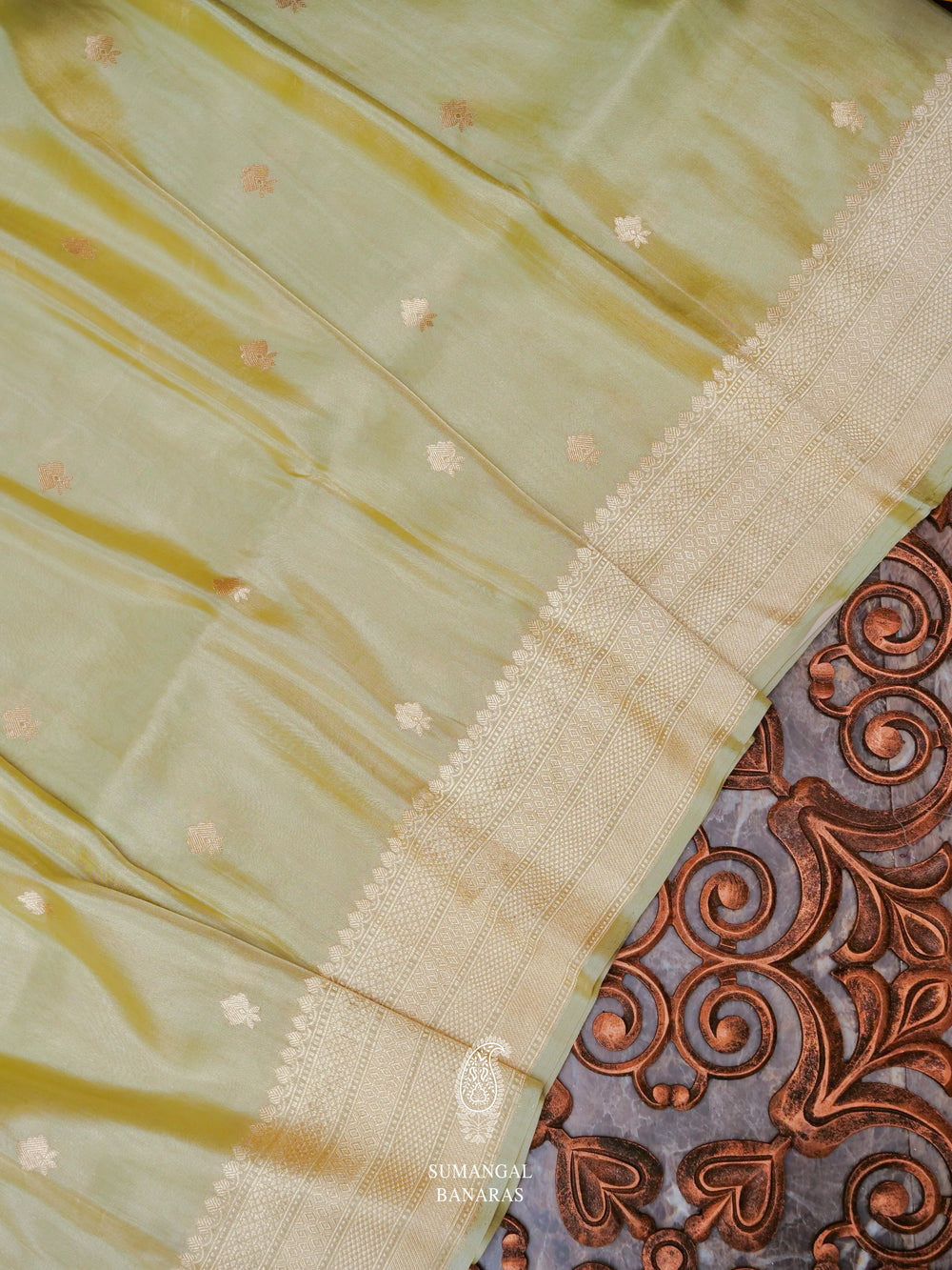Handwoven Ravishing Green  Tissue Silk Saree