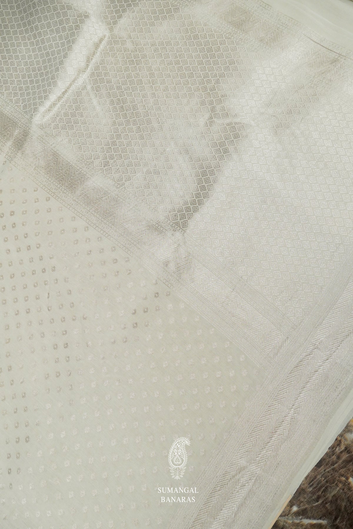 Handwoven White Banarasi Linen Saree