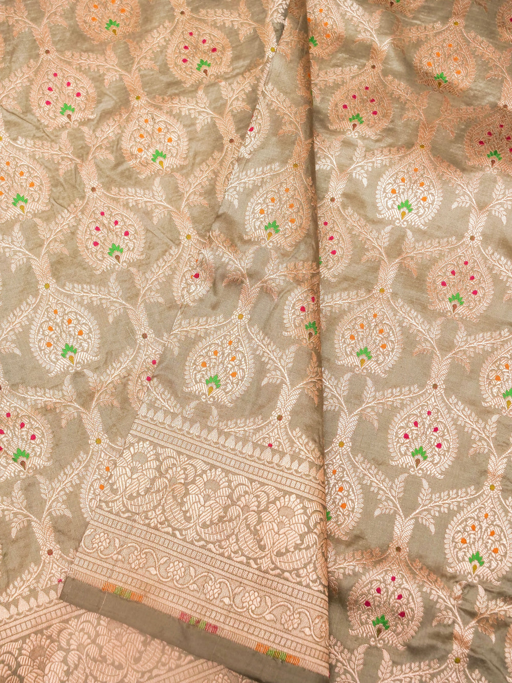 Handwoven Light Green Banarasi Katan Silk Saree