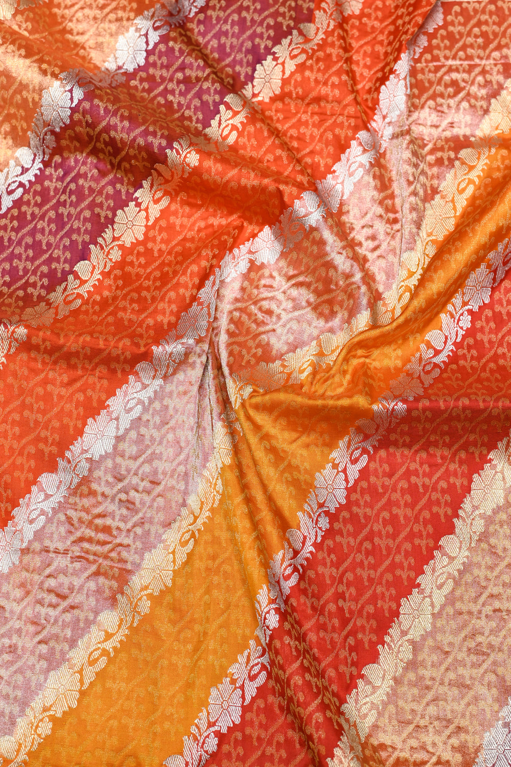 Handwoven Rangkat Banarasi Katan Silk Saree