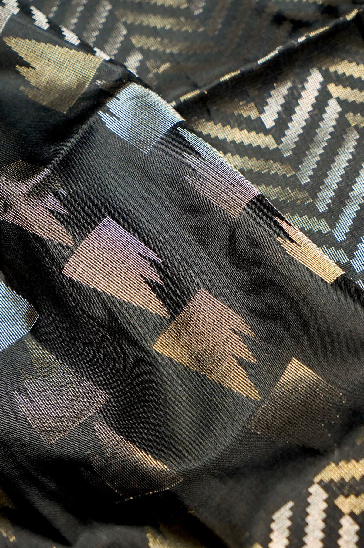 Handwoven Dark Grey Banarasi Soft Silk Saree