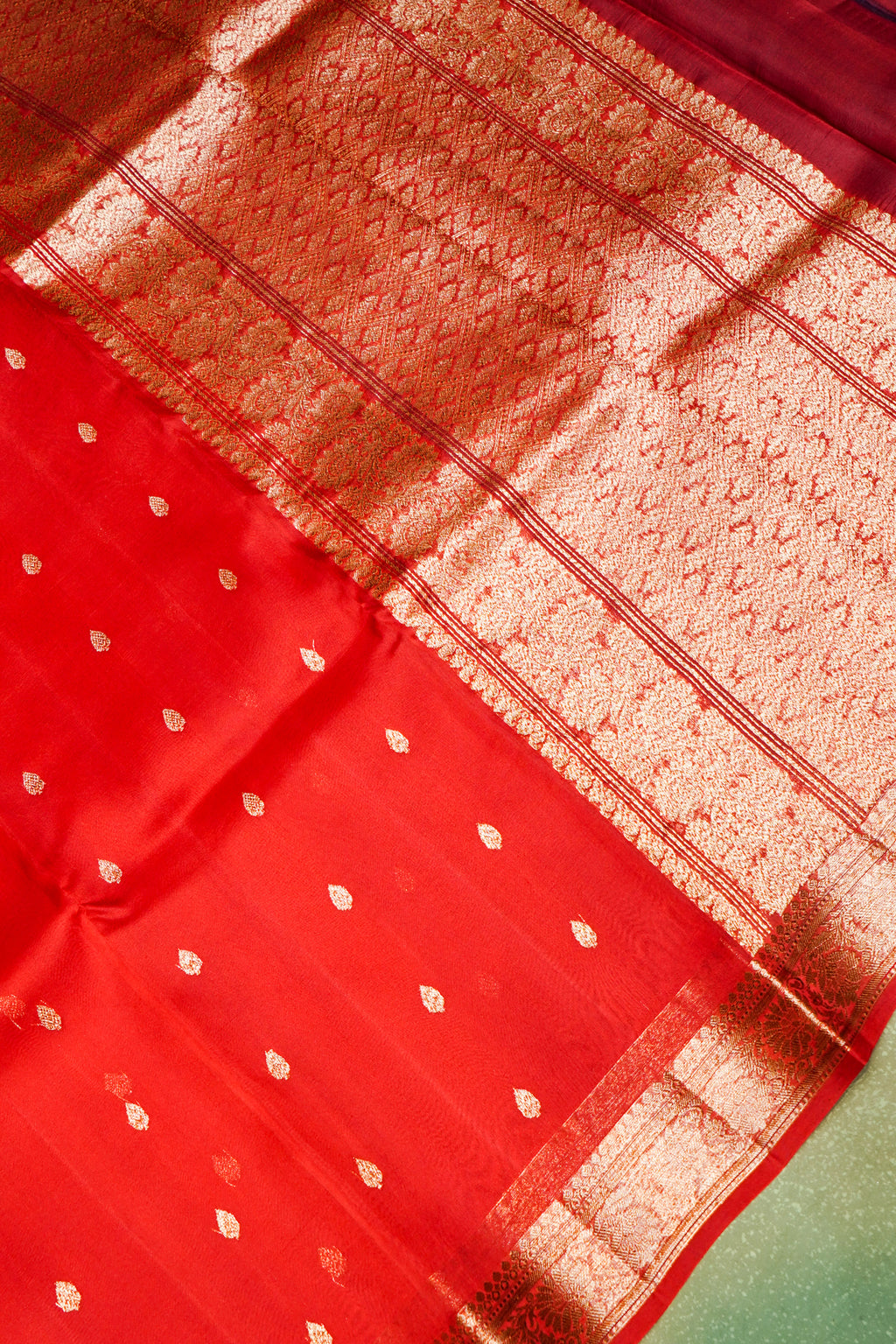 Handwoven Red Banarasi Organza Saree