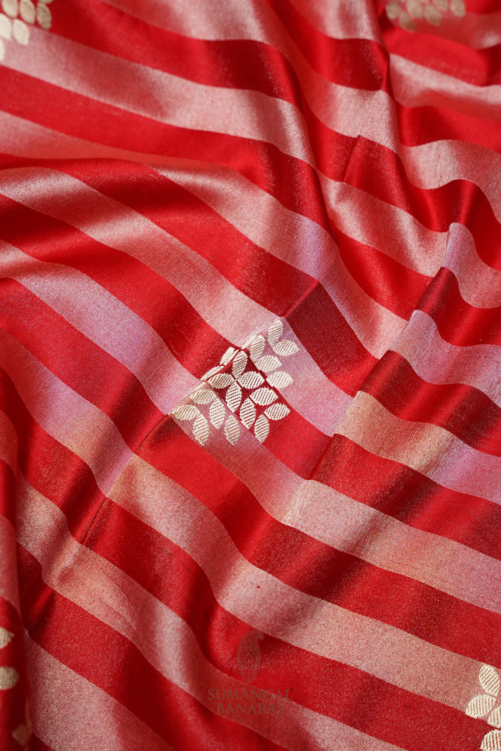 Handwoven Red Banarasi Mashru Silk Saree