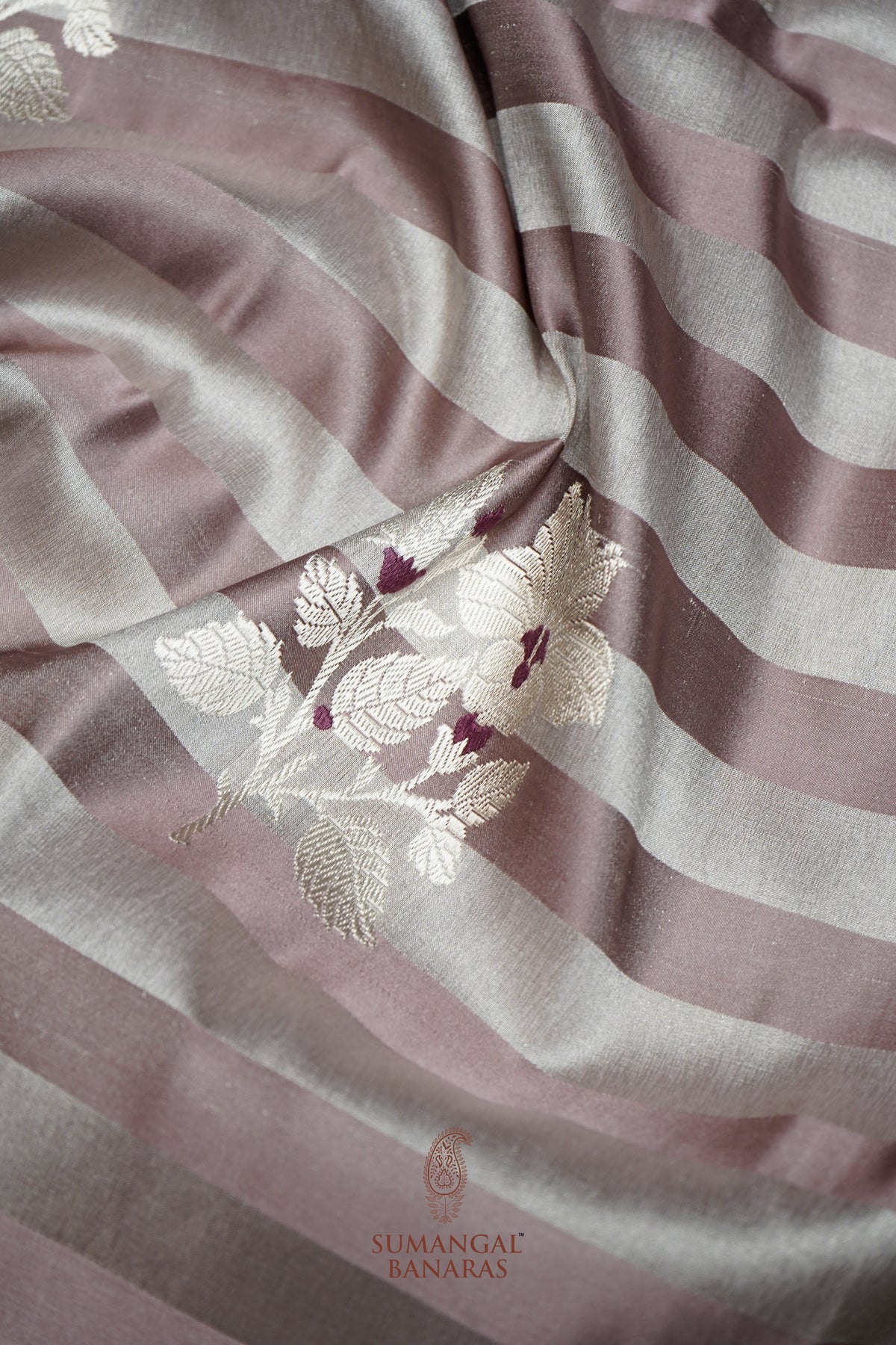 Handwoven Light Mauve Banarasi Mashru Silk Saree