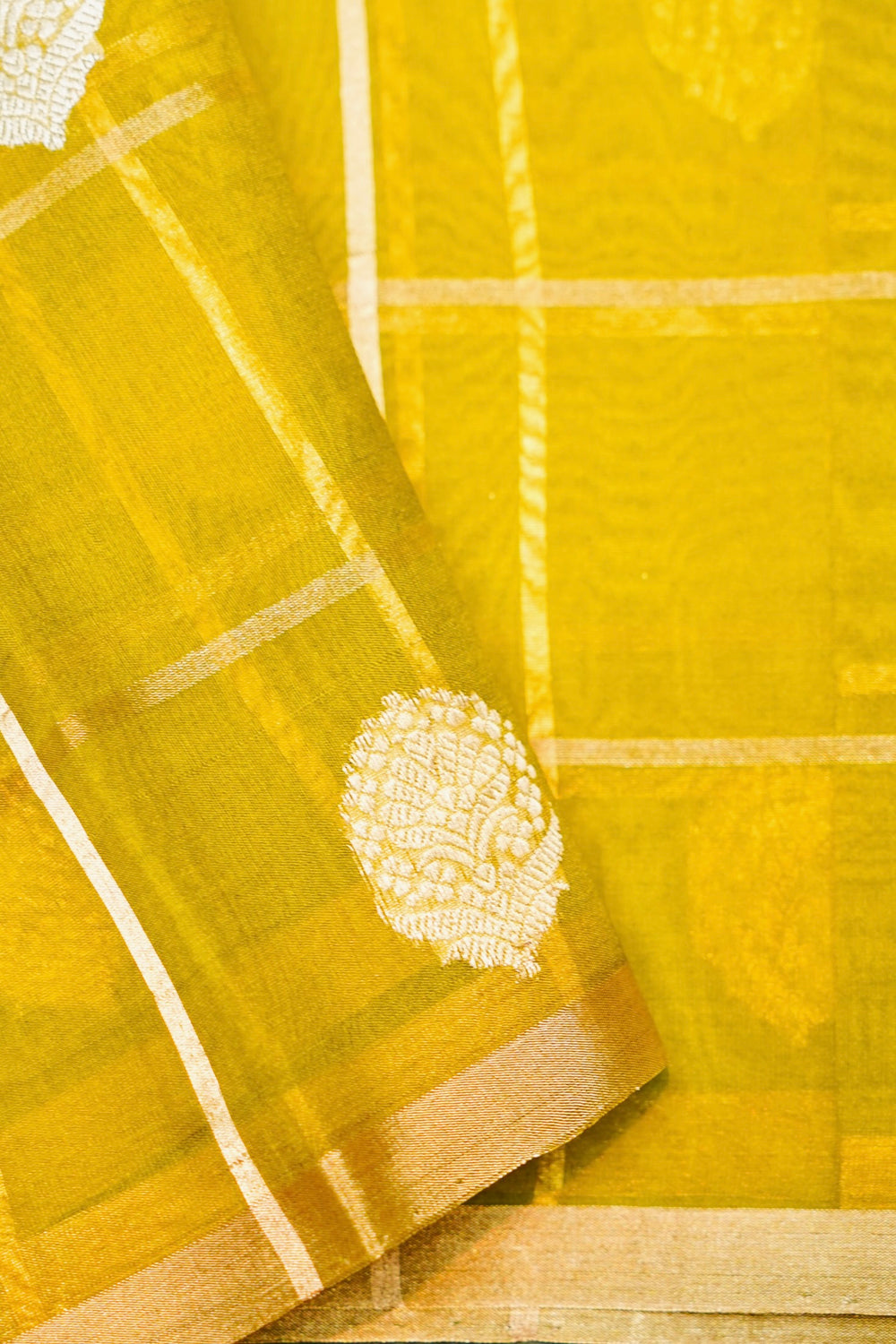 Handwoven Lemon Yellow Banarasi Organza Saree