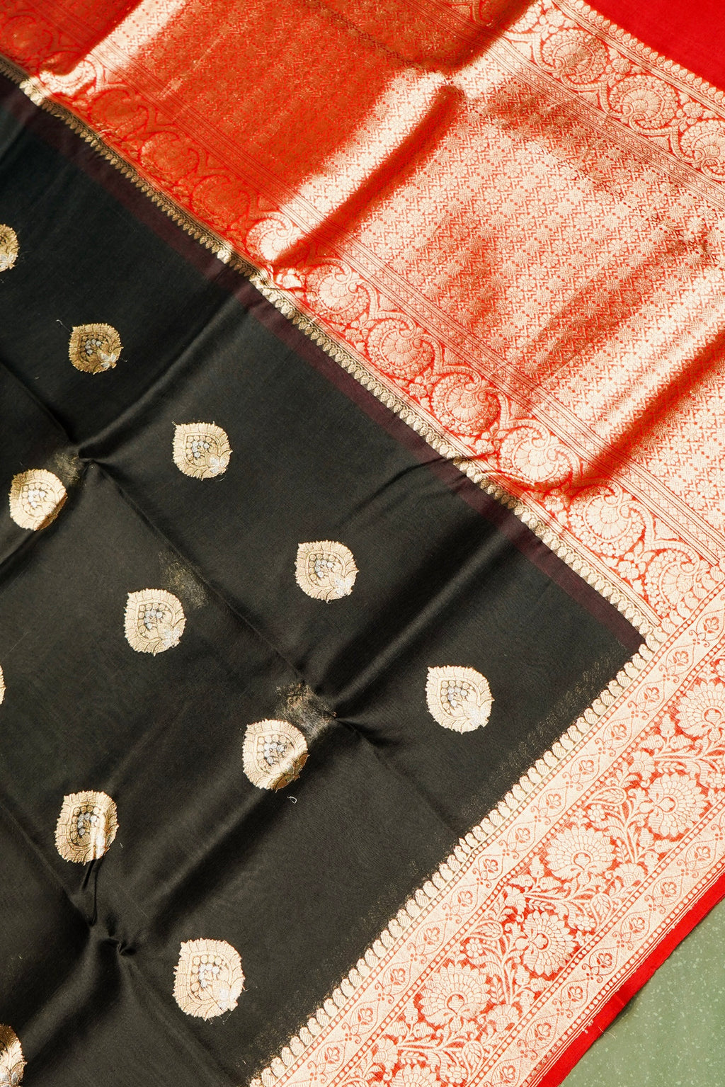 Handwoven Black Banarasi Organza Saree