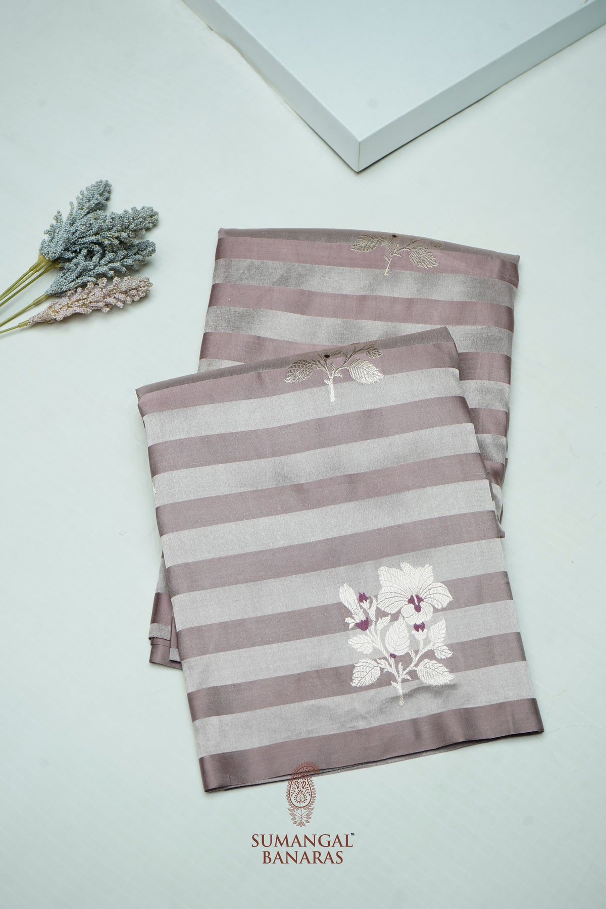 Handwoven Light Mauve Banarasi Mashru Silk Saree