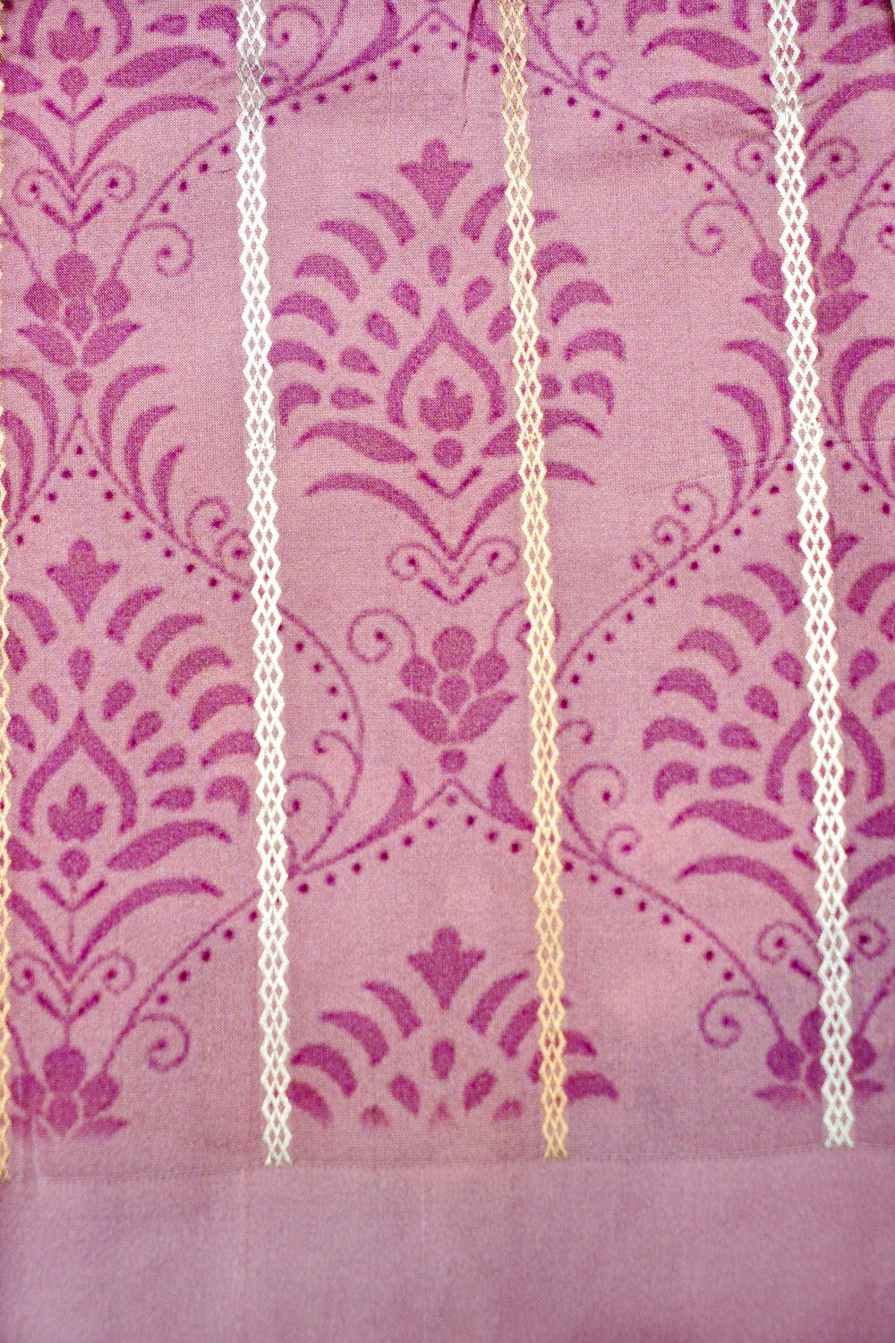 Handwoven Onion Pink Banarasi Katan Silk Saree