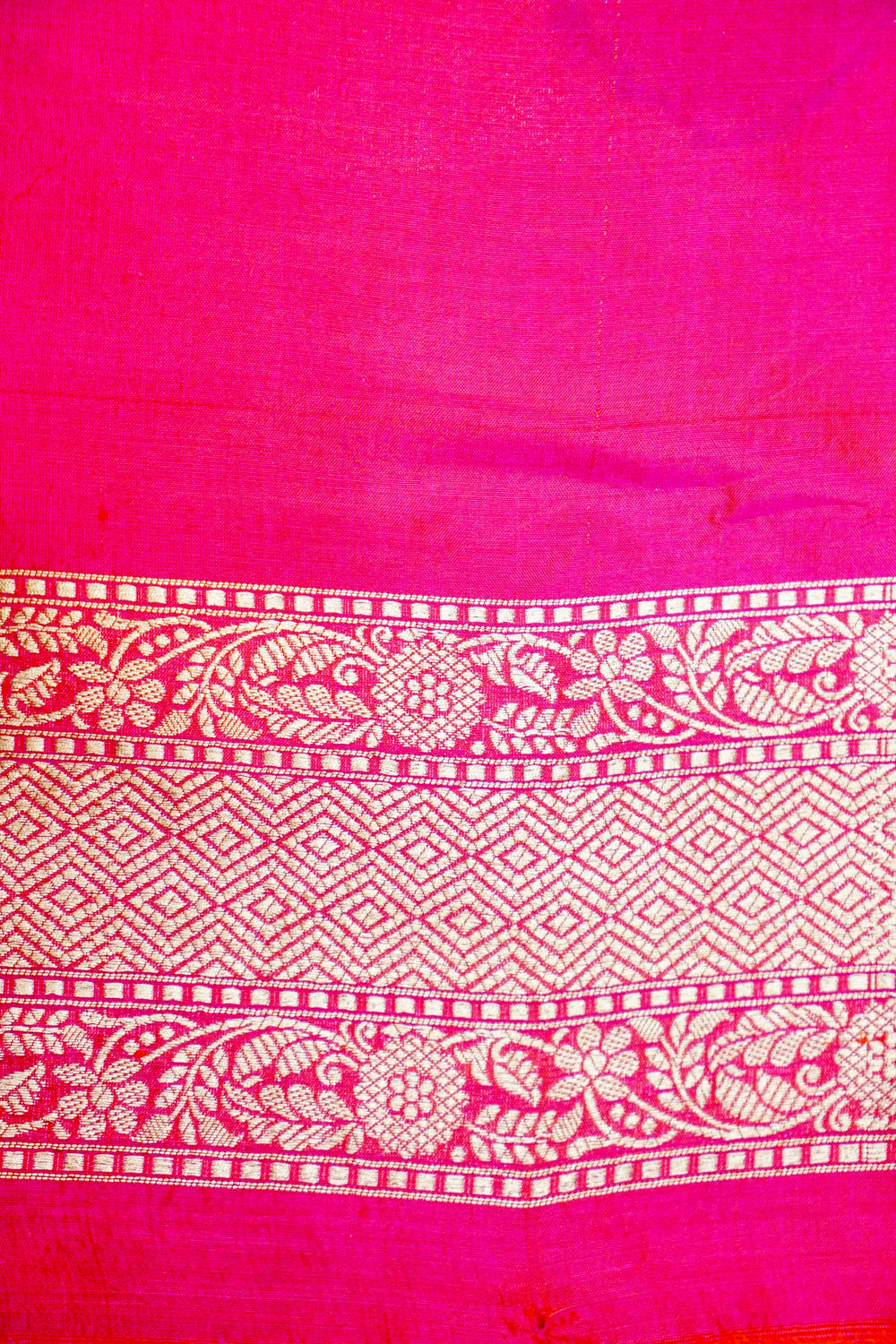Handwoven Rangkat Banarasi Katan Silk Saree