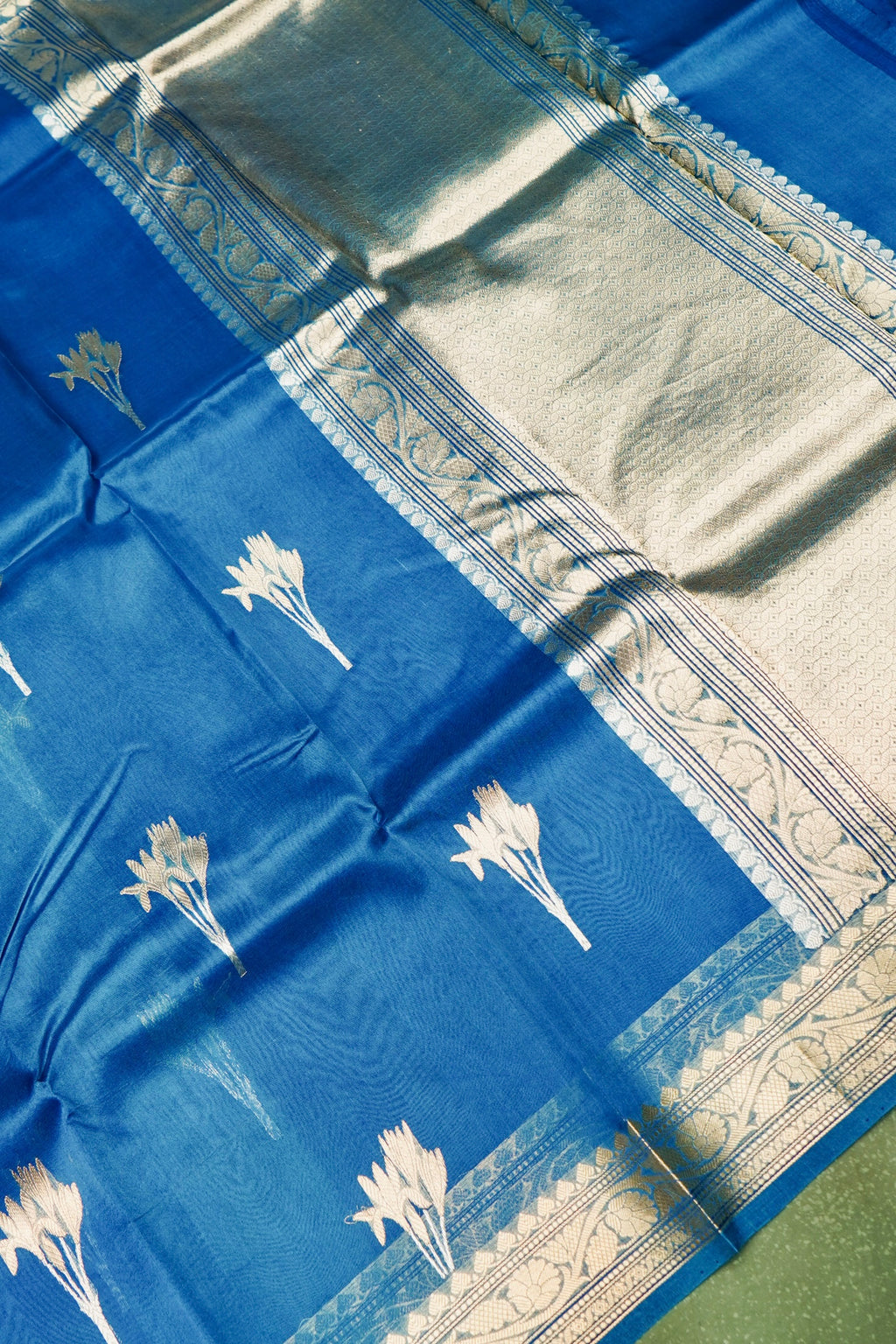 Handwoven Peacock Blue Banarasi Organza Saree