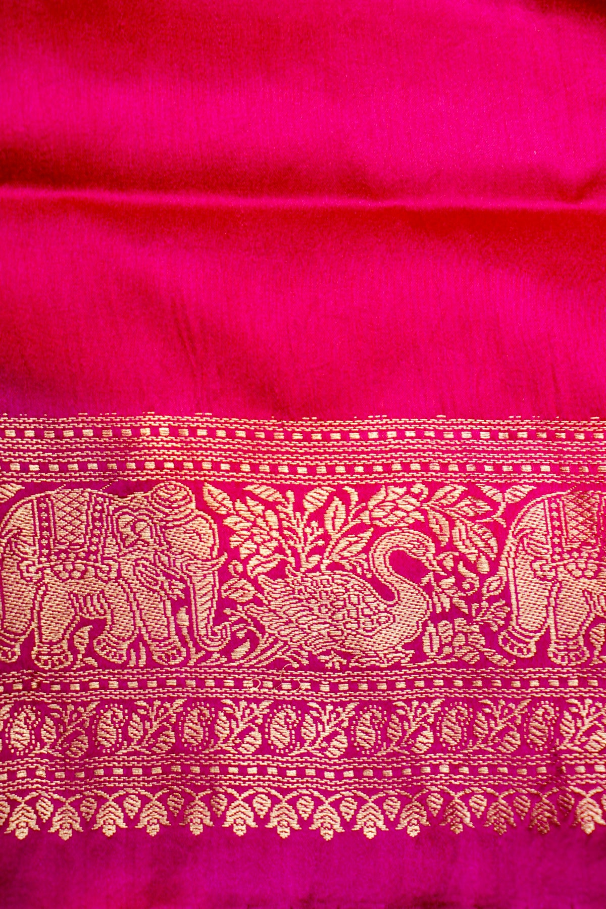 Handwoven Rani Pink Motif Banarasi Mashru Silk Saree