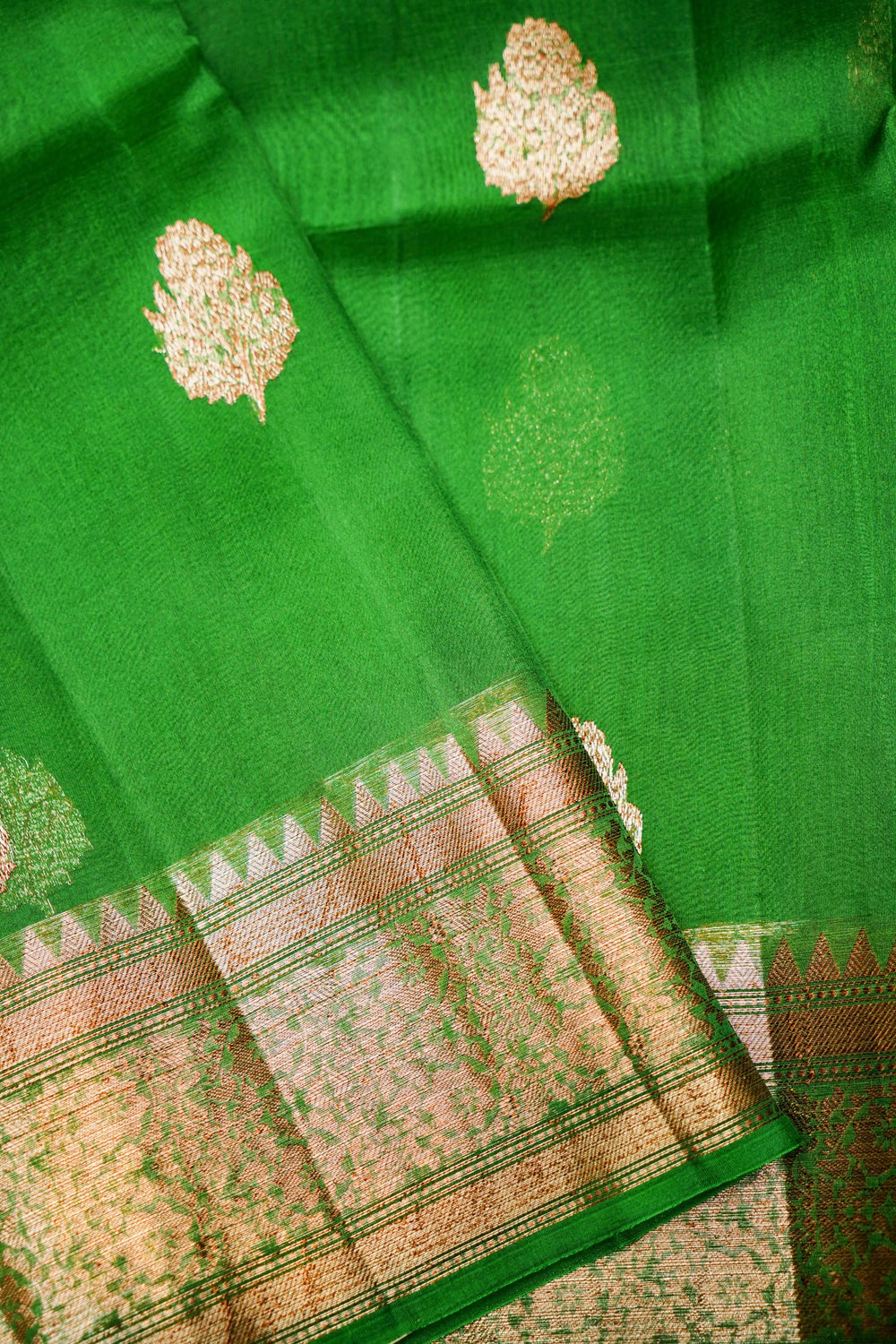 Handwoven Rama Green Banarasi Kora Silk Saree