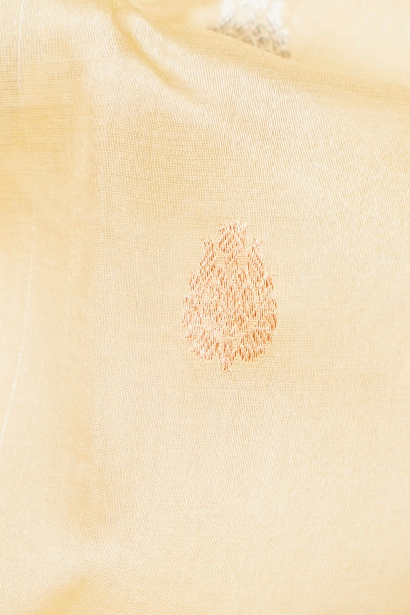 Handwoven Cream Banarasi Kora Silk Saree